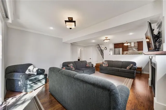 Additional image 6 of 14 JACQUELINE Blvd