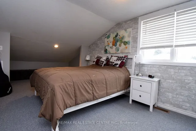 Additional image 17 of 26 Hatton Dr