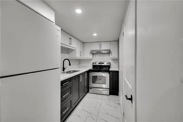 Additional image 32 of 1 ATHENS St