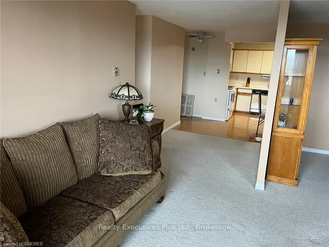 Additional image 17 of 21 EAST Ave Unit 604