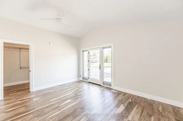 Additional image 18 of 106 Overdale Ave