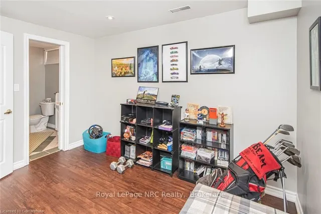 Additional image 30 of 54 Stonepine Cres