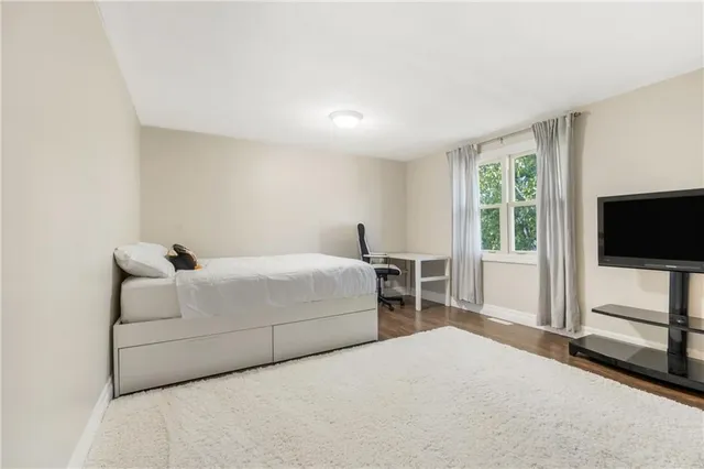 Additional image 19 of 88 RAND St