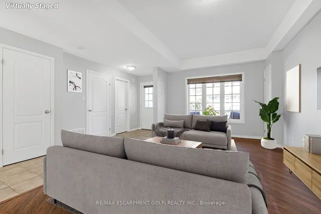 Additional image 6 of 2 Comet Ave