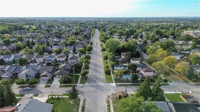 Additional image 10 of 250 LORMONT Blvd