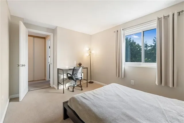 Additional image 22 of 88 RAND St