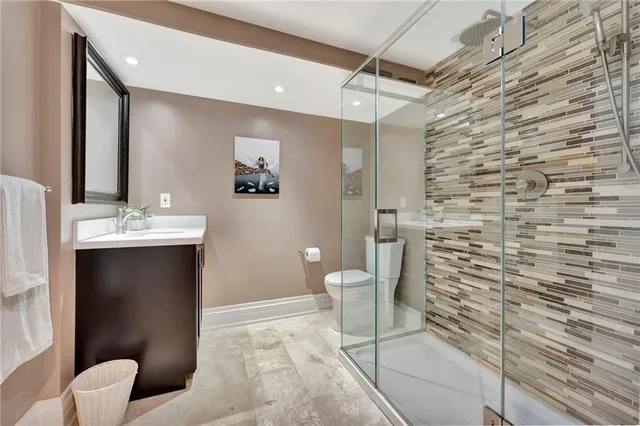 Additional image 35 of 18 ST ANNS Crt