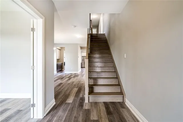 Additional image 3 of 219 KLEIN Cir