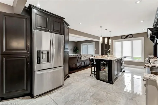 Additional image 12 of 14 Federal St