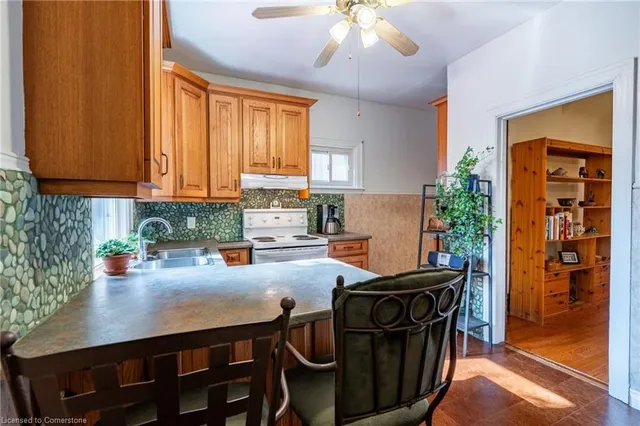 Additional image 13 of 129 Ray St