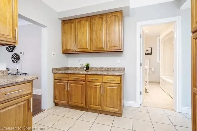 Additional image 11 of 224 Brucedale Ave