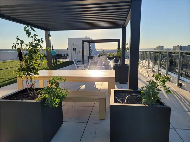 Additional image 28 of 121 HIGHWAY 8 Unit 308