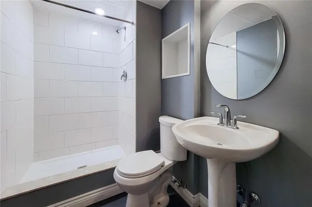 Additional image 50 of 23 WOODHOUSE St