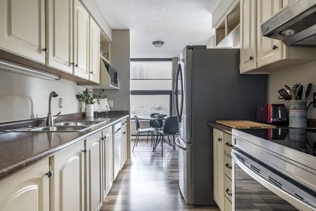 Additional image 14 of 75 QUEEN St Unit 507