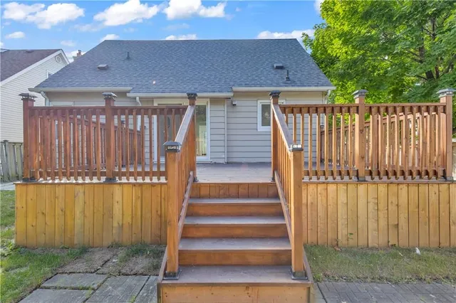 Additional image 3 of 1 ATHENS St