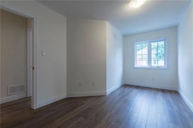 Additional image 20 of 100 BEDDOE Dr Unit 92