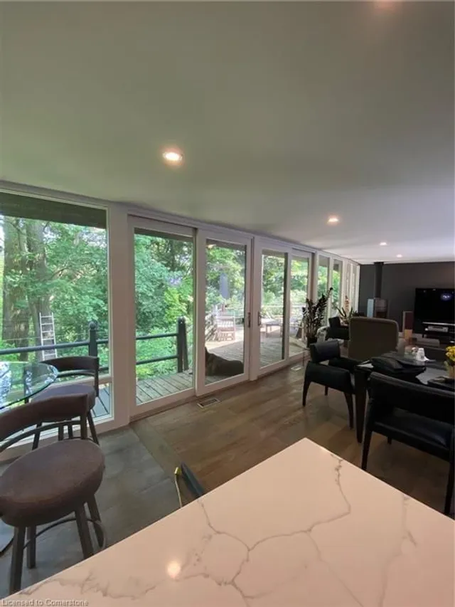 Additional image 16 of 38 Oak Ave