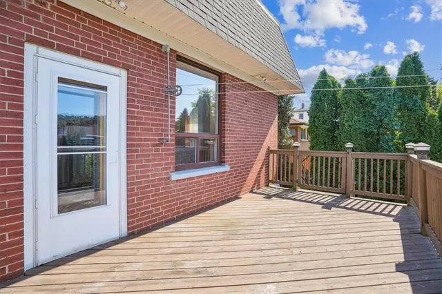 Additional image 34 of 408 COCHRANE Rd