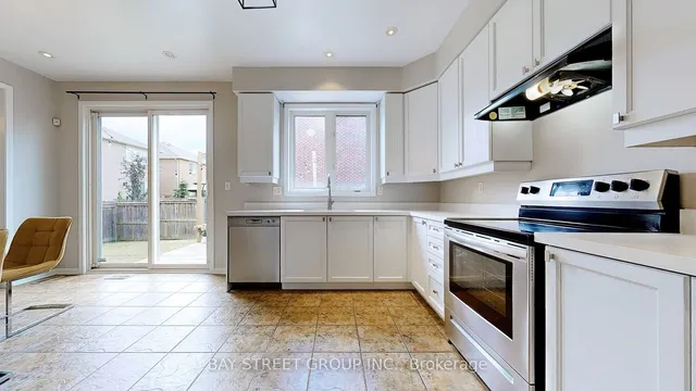 Additional image 11 of 76 Roelfson Dr