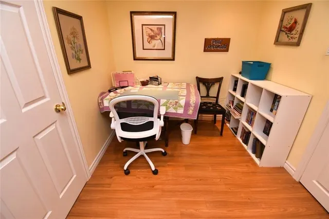 Additional image 22 of 20 MEADOWLANDS Blvd Unit 1