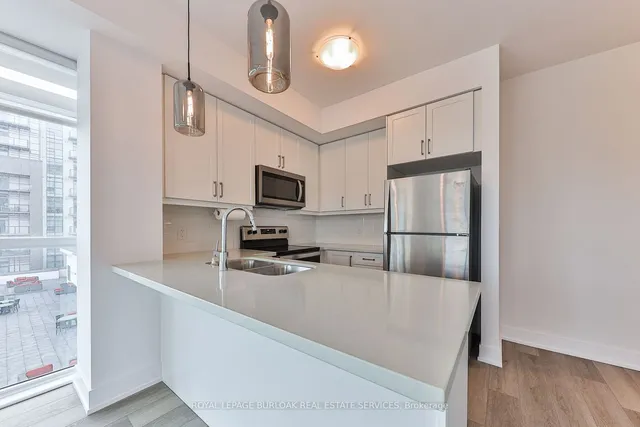 Additional image 16 of 460 Dundas St Unit 705