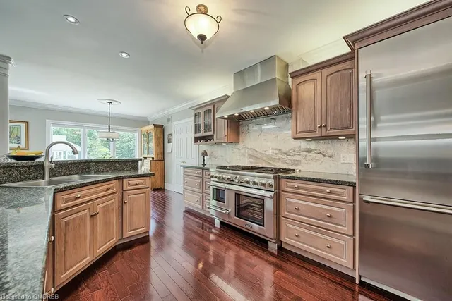 Additional image 33 of 27 Weneil Dr