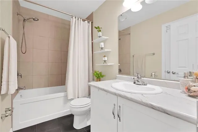 Additional image 15 of 377 GLANCASTER Rd Unit 25