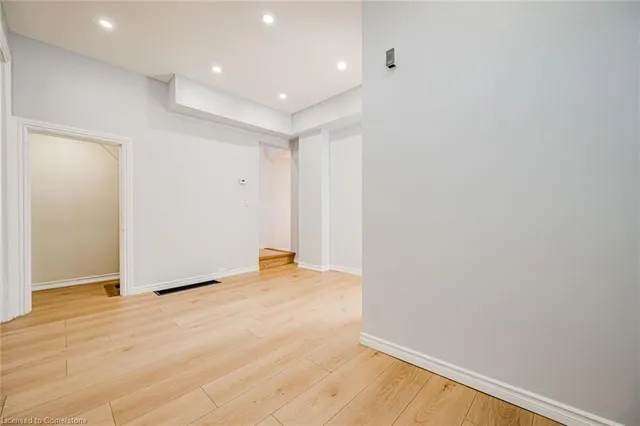 Additional image 6 of 294 Emerald St