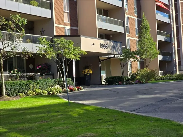 Additional image 6 of 1966 MAIN St Unit 504