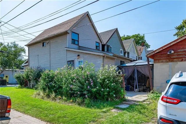 Additional image 37 of 25 Brant St