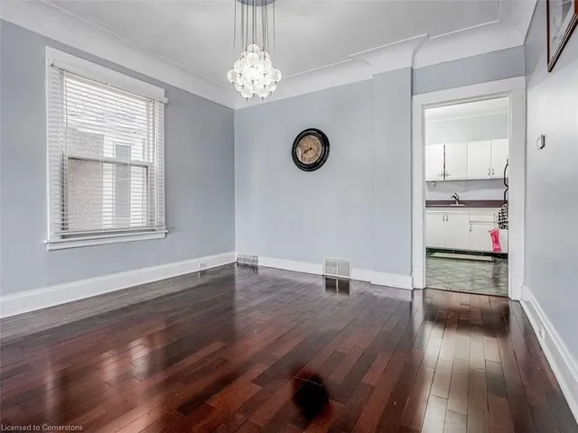 Additional image 8 of 34 Fairview Ave