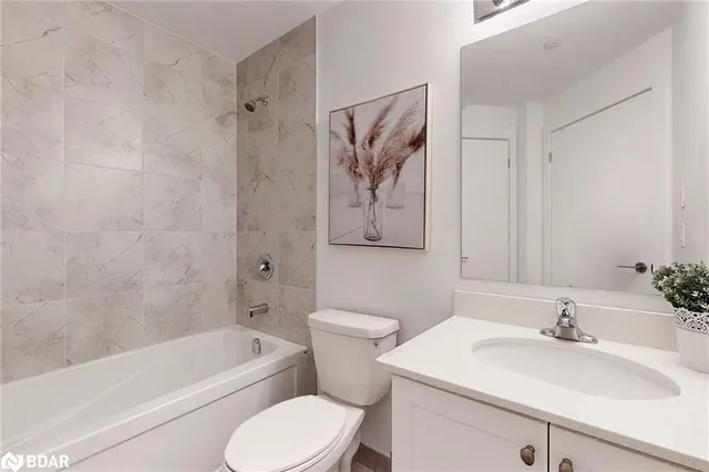 Additional image 18 of 600 North Service Road Unit 418