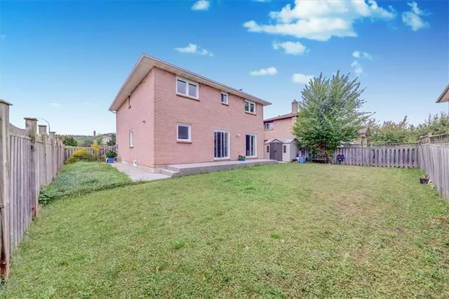 Additional image 39 of 31 VEGA Cres