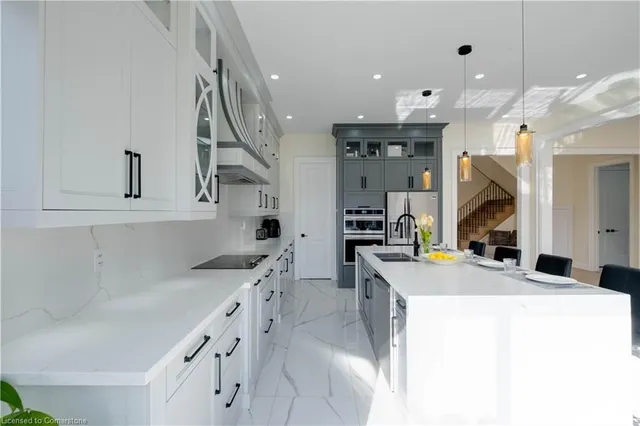 Additional image 13 of 117 Highland Rd