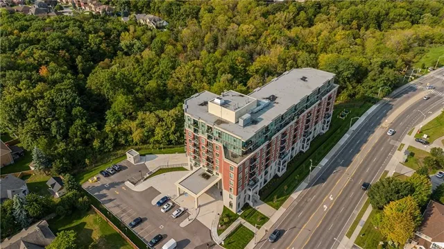 Additional image 44 of 2750 KING St Unit 710