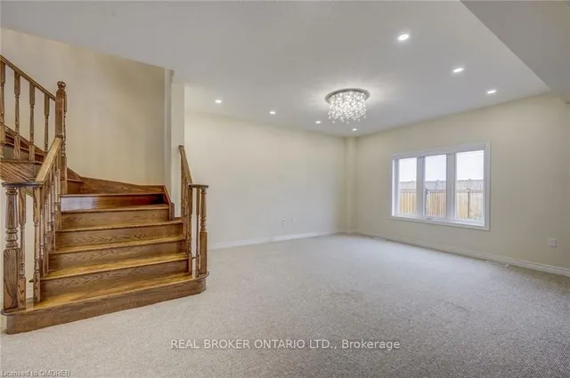 Additional image 8 of 428 Dalgleish Tr