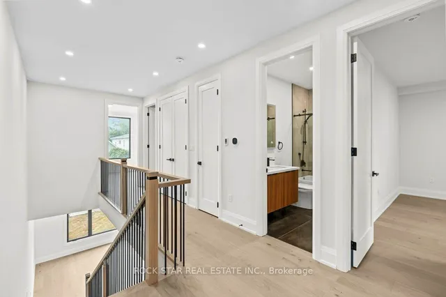 Additional image 16 of 21 Clare Ave