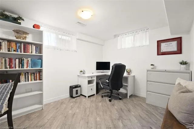 Additional image 32 of 4 Thornbury Crt