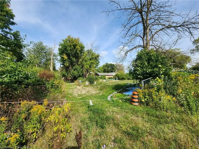 Additional image 5 of 559 Dundas St