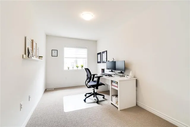 Additional image 39 of 32 GREENWICH Ave