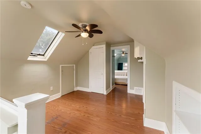 Additional image 19 of 46 GRAHAM Ave