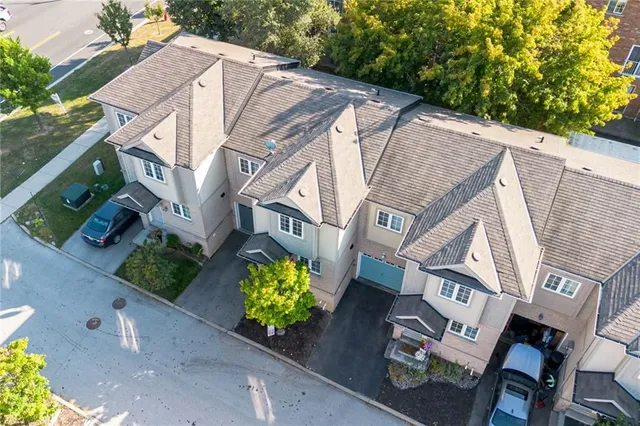 Additional image 3 of 1328 UPPER SHERMAN Ave Unit 9