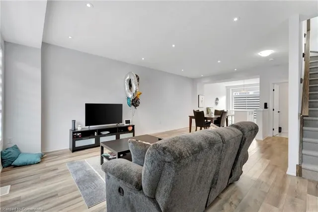 Additional image 20 of 61 Soho St Unit 59