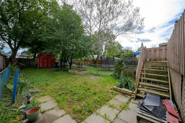 Additional image 14 of 93 EAST 23RD St