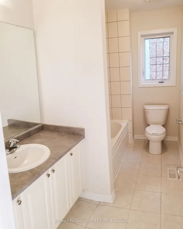 Additional image 25 of 31 July Ave