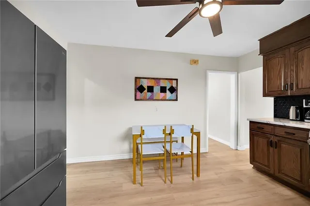 Additional image 16 of 8 LAMPTON Pl