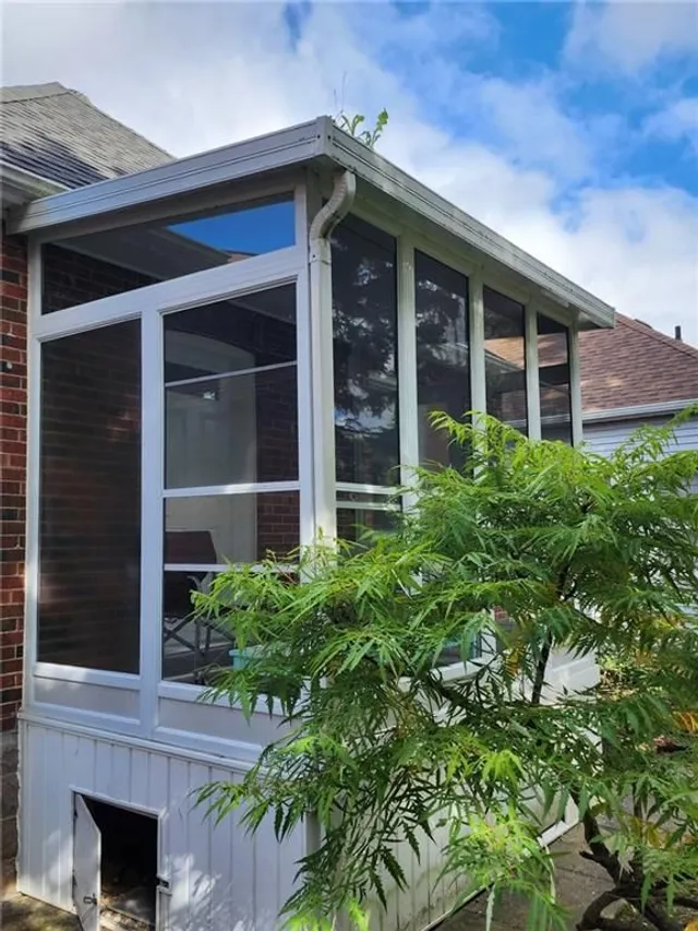 Additional image 8 of 6 UPLANDS Ave