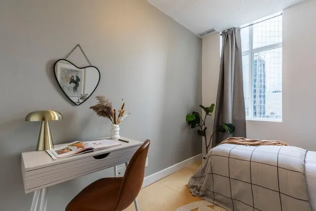 Additional image 25 of 36 JAMES St Unit 702