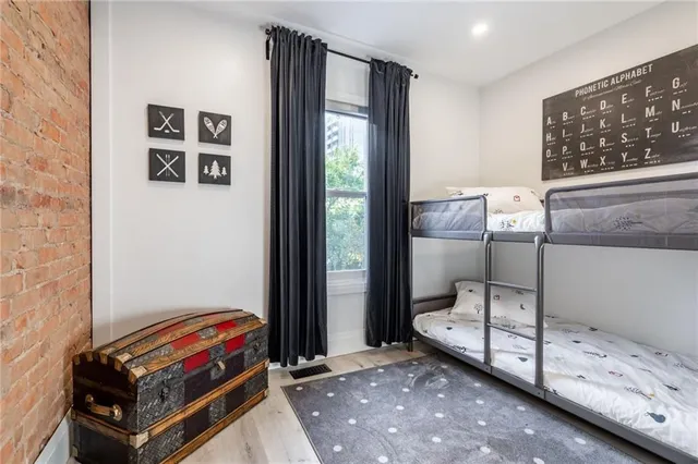 Additional image 24 of 170 RAY St