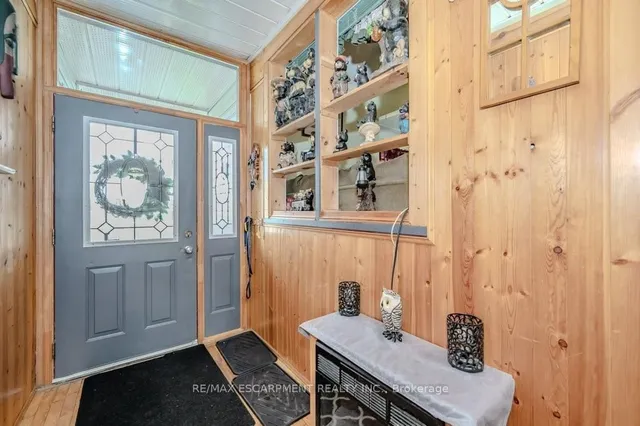 Additional image 4 of 925 Highway 6